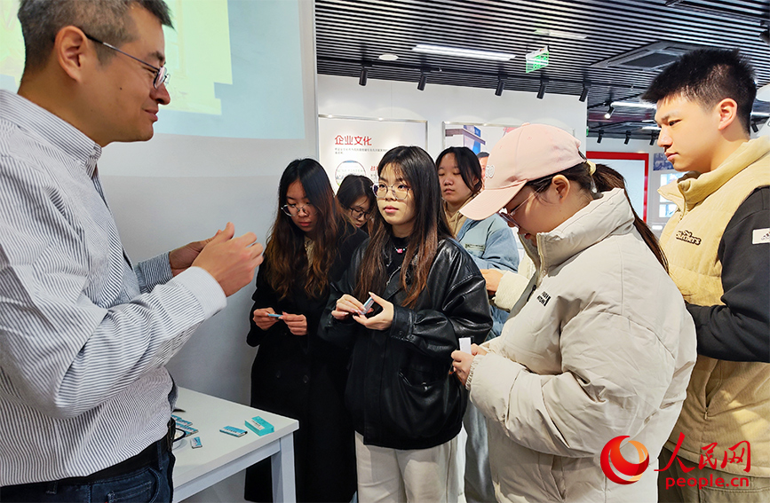 人民网报道PP电子通过老字号专项工作赋能教育教学创新实践